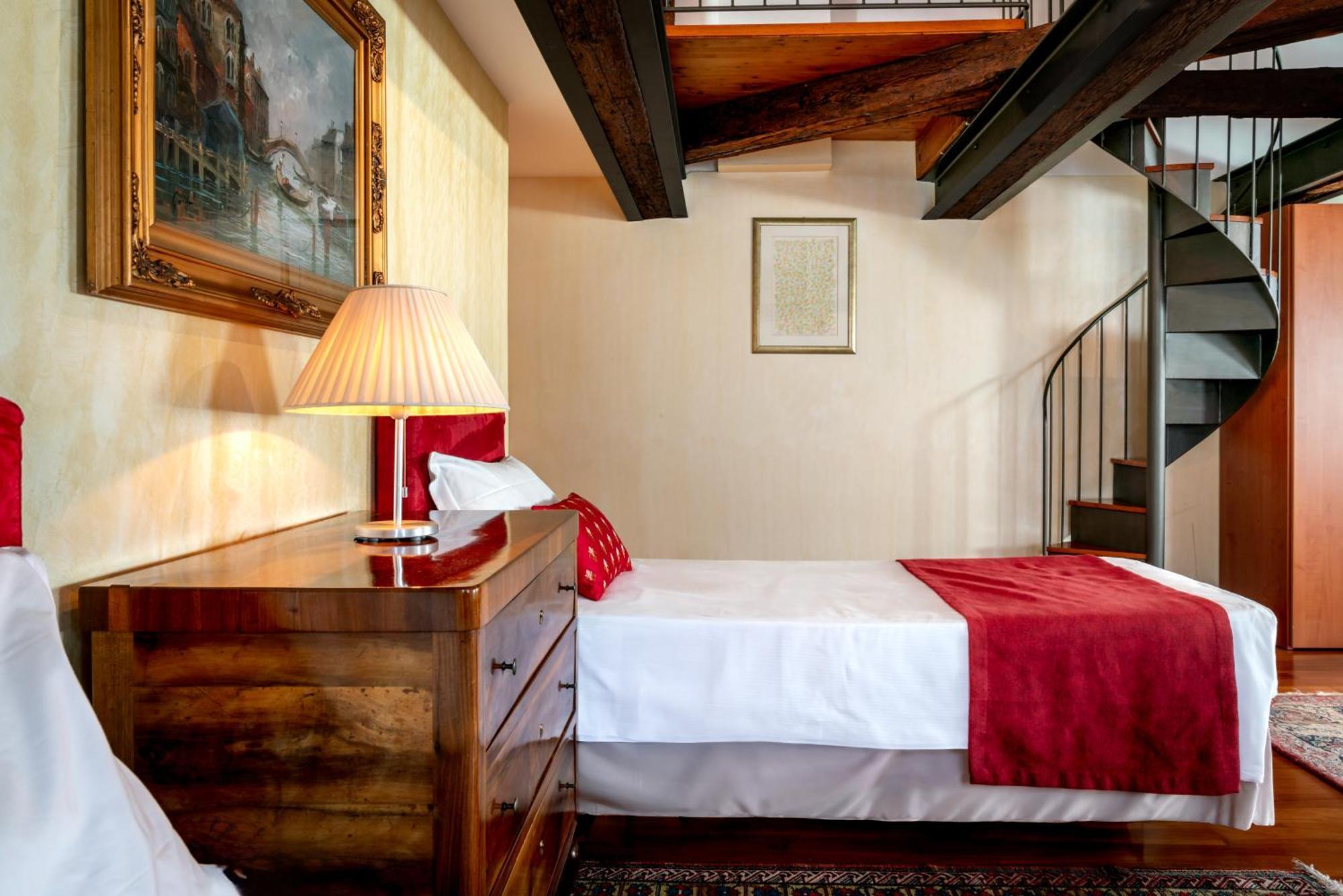 Palazzo San Luca Hotell Venezia Rom bilde